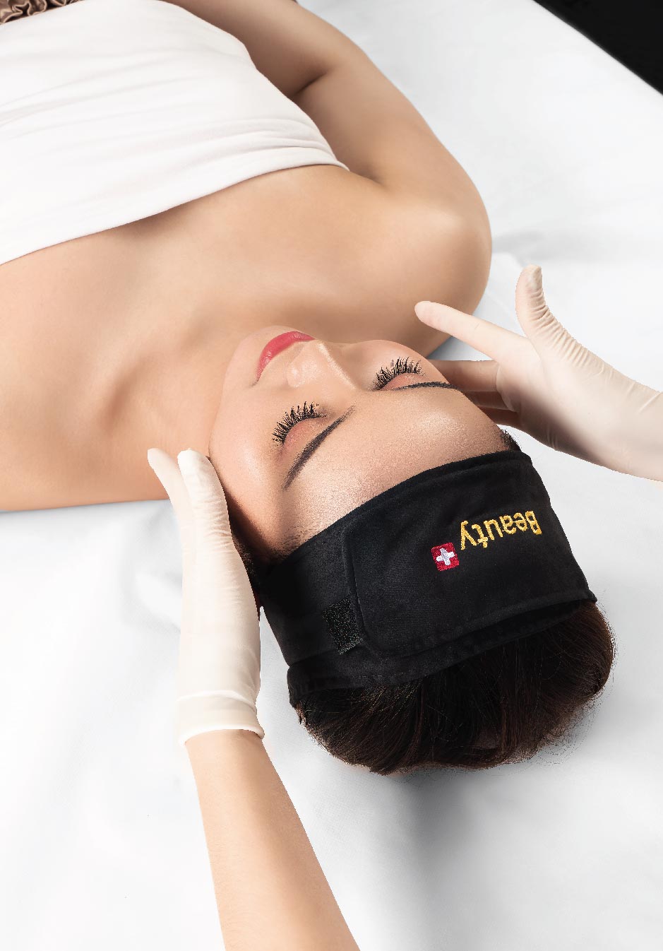 glowing brightening facial glowing brightening facial